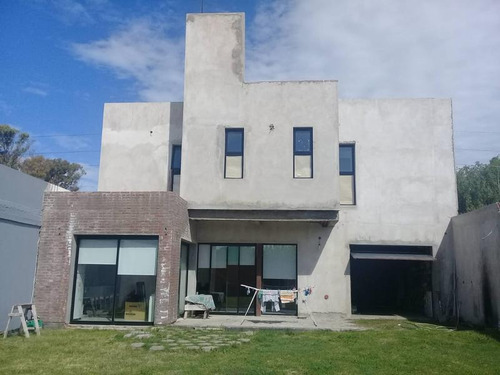 Imagen 7 de 19 de Casa - Los Hornos