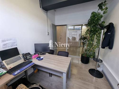 Céntrico Local Comercial En Arriendo - Caupolicán/barros
