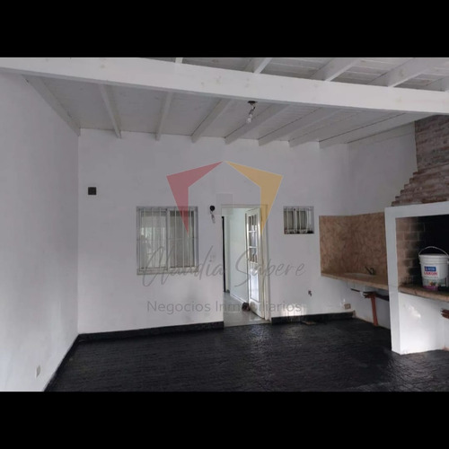 Venta Duplex Dos Dormitorios, Quincho, Parrilla, Jardin, Cochera. Pilar