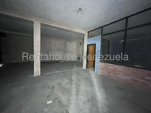 Erika Armeya Vende, Local Comercial , Ubicado En San Francisco, Barquisimeto. Flex: 25-16564