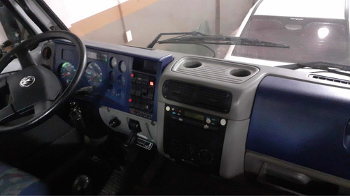 Imagen 6 de 9 de Volkswagen 13-180 / 2004