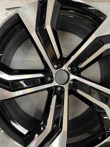 Roda Original Volvo Xc90 R-desing Geartronic 2022/23 Aro 22 (Usado)
