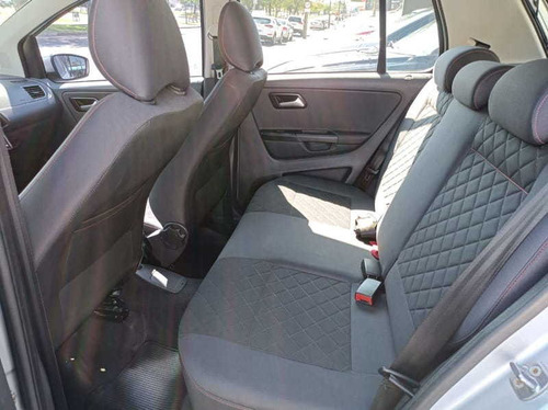 Imagem 13 de 15 de Volkswagen Fox 1.6 Prime Gii 2013