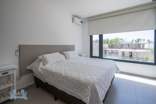 Imagen 10 de 30 de Alquiler Casa Costa Esmeralda Barrio Marítimo Frente Al Mar Piscina 5 Dormitorios