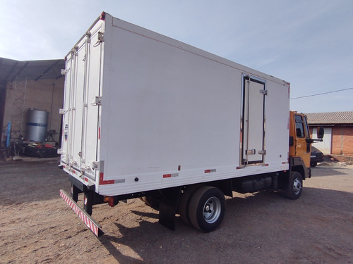 Imagem 10 de 25 de Ford Cargo 1119 - Baú Refrigerado -15º