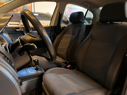 Volkswagen Polo Sedan 1.6 Vht Total Flex I-motion 4p