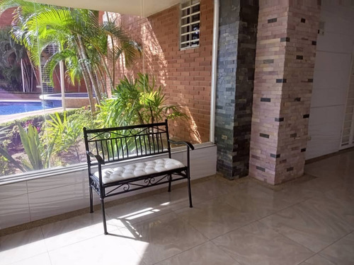 Imagen 3 de 19 de Apartamento Ubicado En Urb. Villa Granada, Conj. Res. Los Arrayanes Plaza