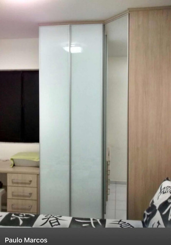 Apt 2/4 Sendo Um Com Suite, Água E Gás Incluso No Condomínio