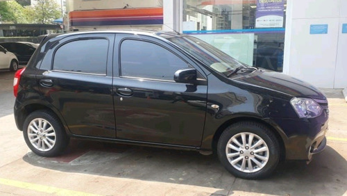 Toyota Etios 2017 1.3 16v X Aut. 5p