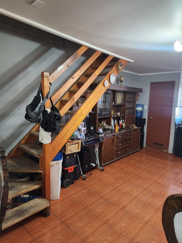 Casa En Venta De 2 Dorm. En Molina