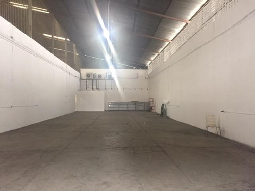 Imagen 18 de 30 de Gran Galpón Moderno Plano Zona Altamente Industrial Y Comercial Salidas Gandolas Camiones