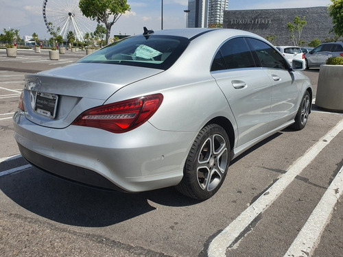 Imagen 3 de 12 de Mercedes-benz Clase Cla 2017 1.6 200 Cgi Sport At