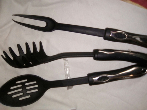 Tenedor, Utencilio Cocina En Plástico Negro Metal Combo X 3