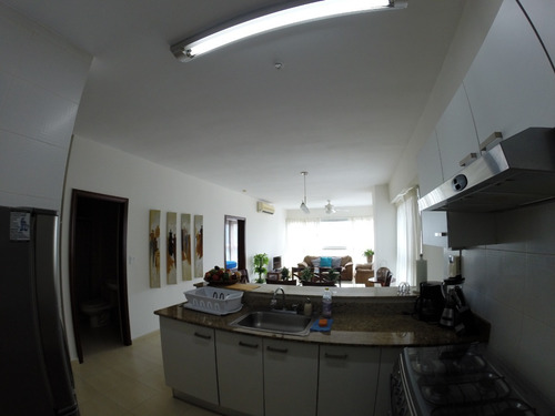 Imagen 10 de 13 de Venta Avenida Balboa, 2 Recamaras,2 Baños, Amoblado