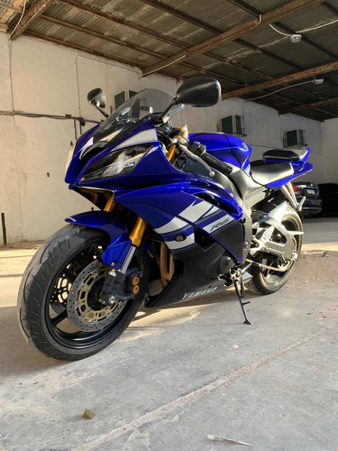 Yamaha R6