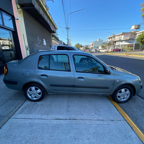 Renault Clio 1.6 Privilege
