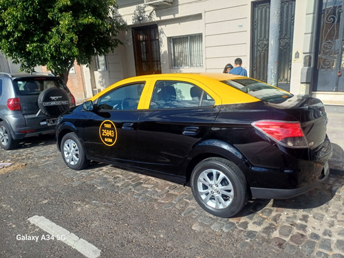 Unica Mano Impecable Sin Detalles