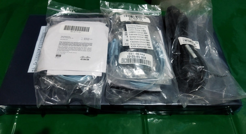 Switch Cisco Catalyst 2960 - 24 Puertos 10/100 Administrable