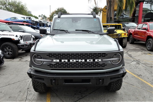 Imagen 2 de 14 de Ford Bronco Badlands Advanced 4x4 2021