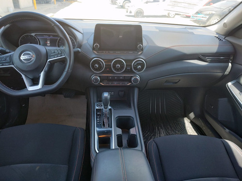 Imagen 12 de 15 de Nissan Sentra 2021 2.0 Sr Bi-tono At