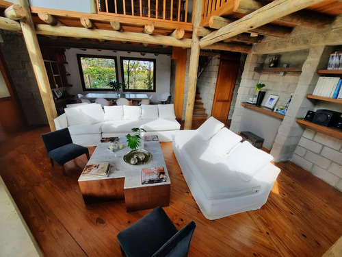 Lindisima Casa En Venta Tigre, Laguna Del Sol, 4 Dormitorios, Escritorio, Dependencia, Gran Jardin