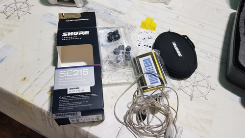 Imagen 2 de 4 de Sistema De Monitoreo Inalambrico Apogge U +shure 215