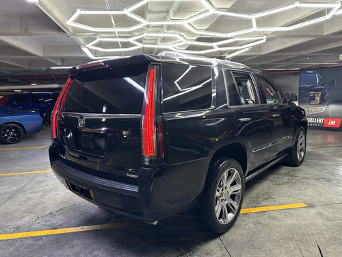 Cadillac Escalade 6.2 Plinum 4x4 At