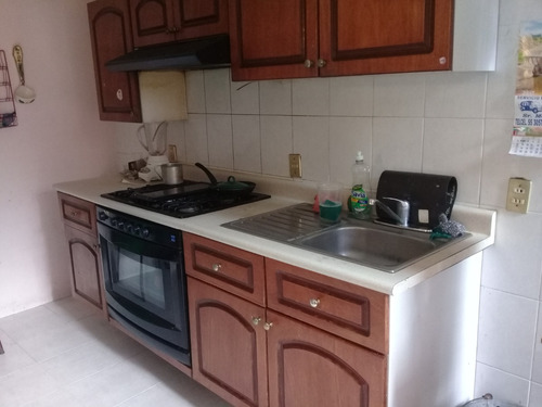 Se Renta Casa En Cuajimalpa A 5 Mins De Santa Fe Y 15 De Cuajimalpa Centro, A Dos Cuadras De Carretera Mx Toluca