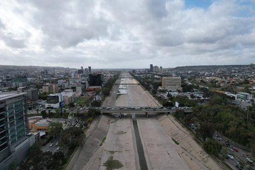 Terreno En Venta En Vía Rápida Tijuana