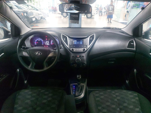 Imagem 8 de 15 de Hyundai Hb20 1.6 Comfort Plus Flex Aut. 5p