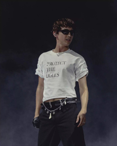 Remera Protect The Dolls