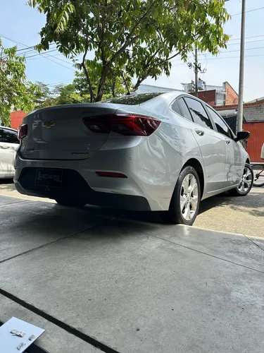 Chevrolet Onix 1.0t Automática