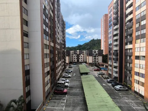 Apartamento Barrio Los Colores 80 Mts