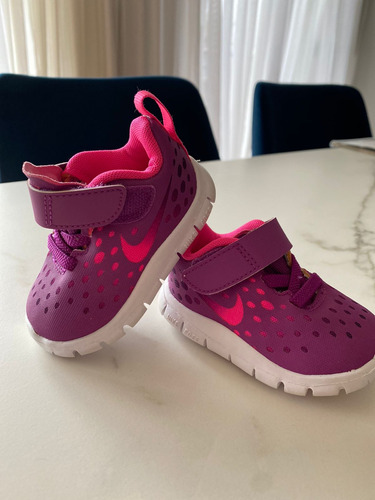 Zapatillas Nike Niñas Velcro Urbano