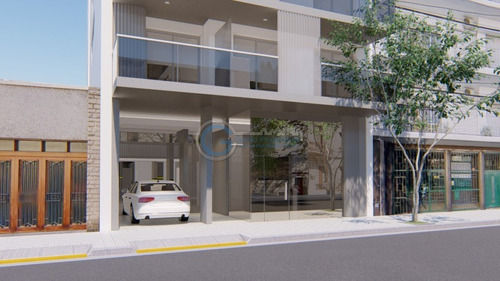 Local Comercial - Pte Roca 1170 - Entrega Inmediata -  Pte. Roca 1100. Posibilidad Cochera