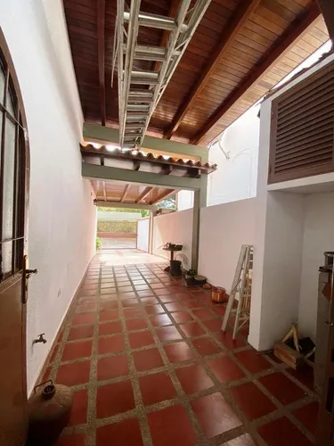 Casa - Las Guamas - 300 Mts2