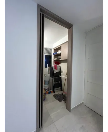 Venta Apartamento 60mts2, En Las Guabinas, Yumbo, 13495-1