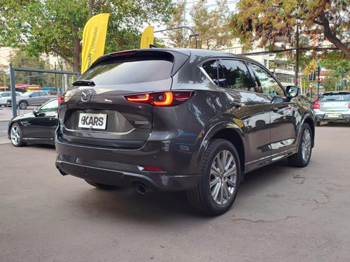 Mazda CX-5 -