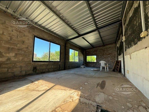 Venta De Casa En Mercedes, Soriano.