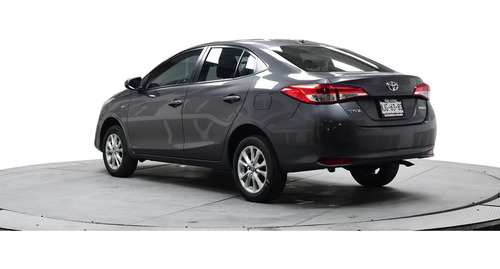 Imagen 3 de 15 de Toyota Yaris 2019 1.5 Core Sedan Mt