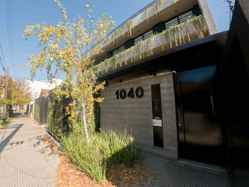 Imagen 2 de 10 de Exclusivo Departamento 4 Amb Con Terraza