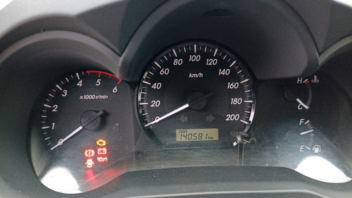 Hilux Doble Cabina Dx Motor 2.5 Turbo Intercooler 4x2.