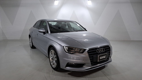 Audi A3 1.8 TFSI ATTRACTION PLUS S TRONIC
