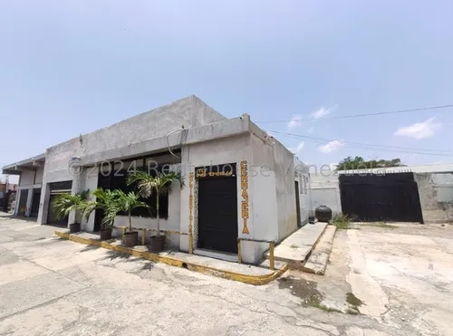 Lisbeth Delgado Vende Estación De Servicio En Plena Av. Libertador En Barquisimeto Cod.25-3485 Excelente Oportunidad De Inversión