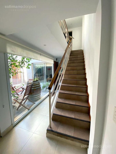 Imagen 11 de 30 de Triplex 5 Amb Con Terraza Y Patio Propio - Olivos