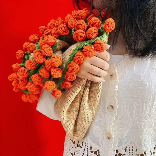 J Un Ramo De Flores Tejidas A Mano, Una Manta Rosa,