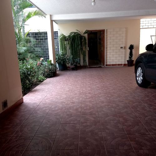 Imagen 7 de 8 de Casa En Venta En Zona 11 Las Charcas