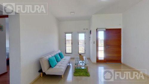 Imagen 7 de 30 de Hermosa Casa En Venta De Dos Dormitorios - Recorrido Virtual