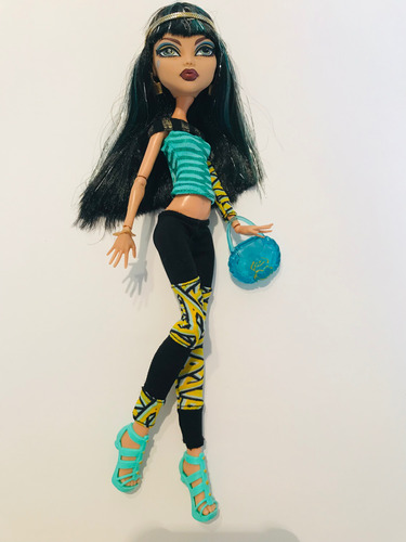 Monster High Cleo De Nile School Out