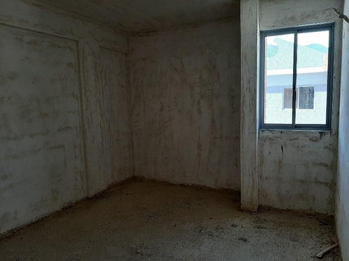 Imagen 5 de 15 de Town House En Venta En Res. Santa Cruz Cod: Inth-039